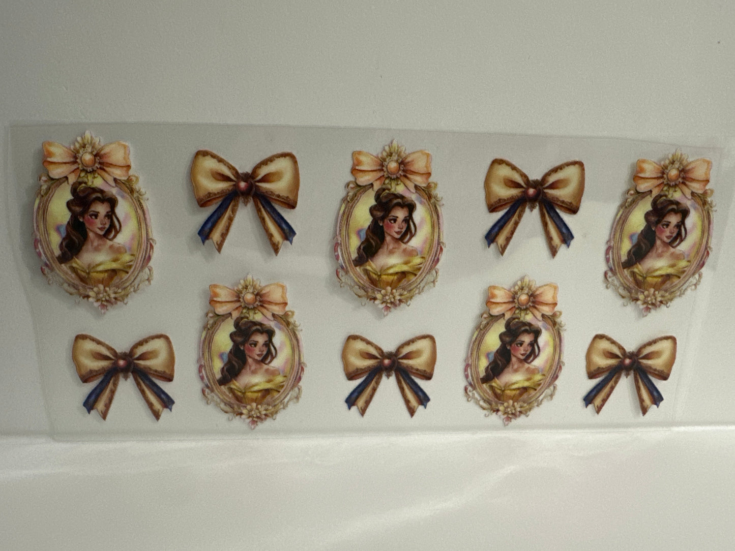 G948 disney princess Belle with bows
