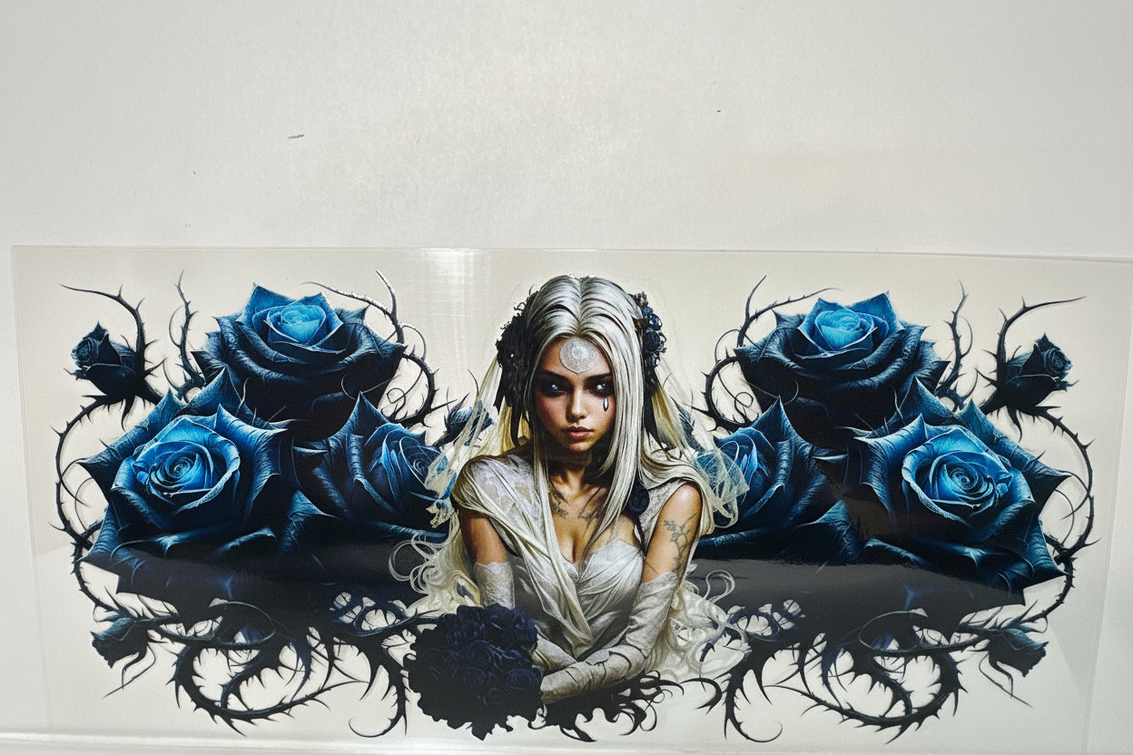 H1217 Girl blue flowers