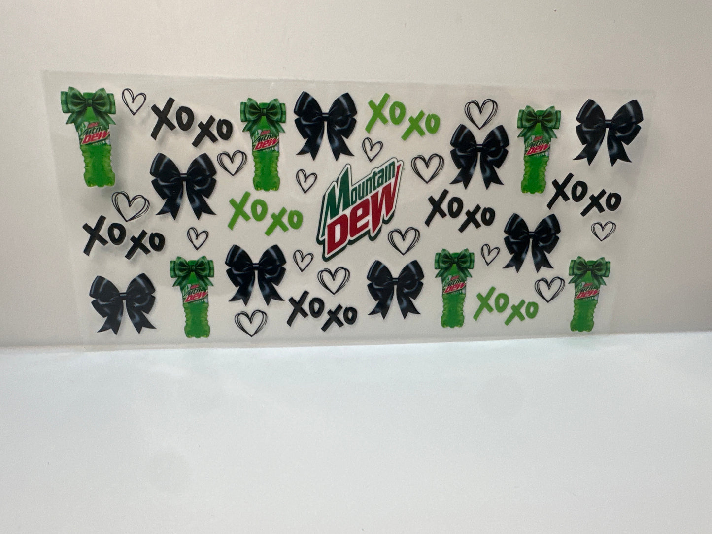 F631 Mountain Dew, soda, XOXO with Bows and hearts