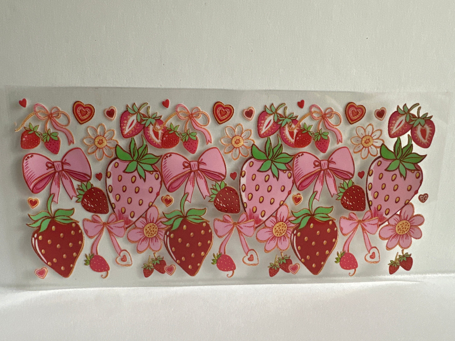 H29 pink and red strawberries with bows fruit