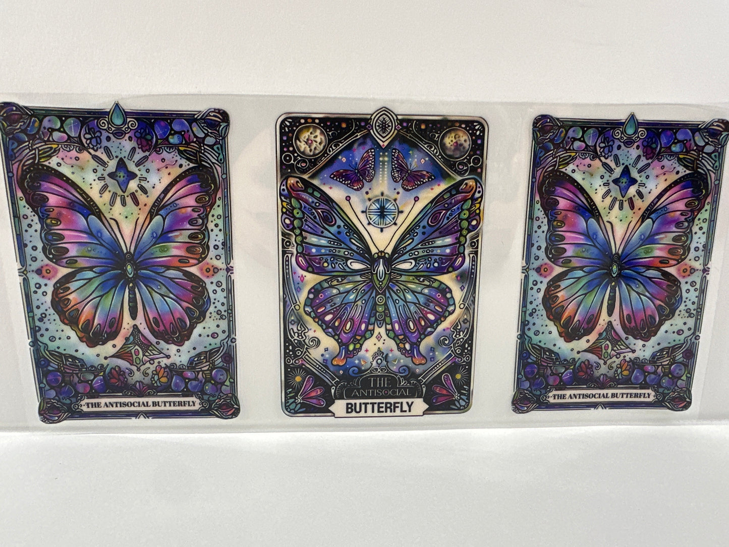 G540 the antisocial butterfly tarot card