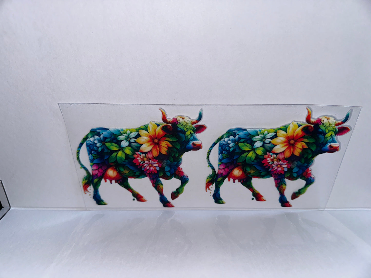 H1912 Highland Cow Flowers