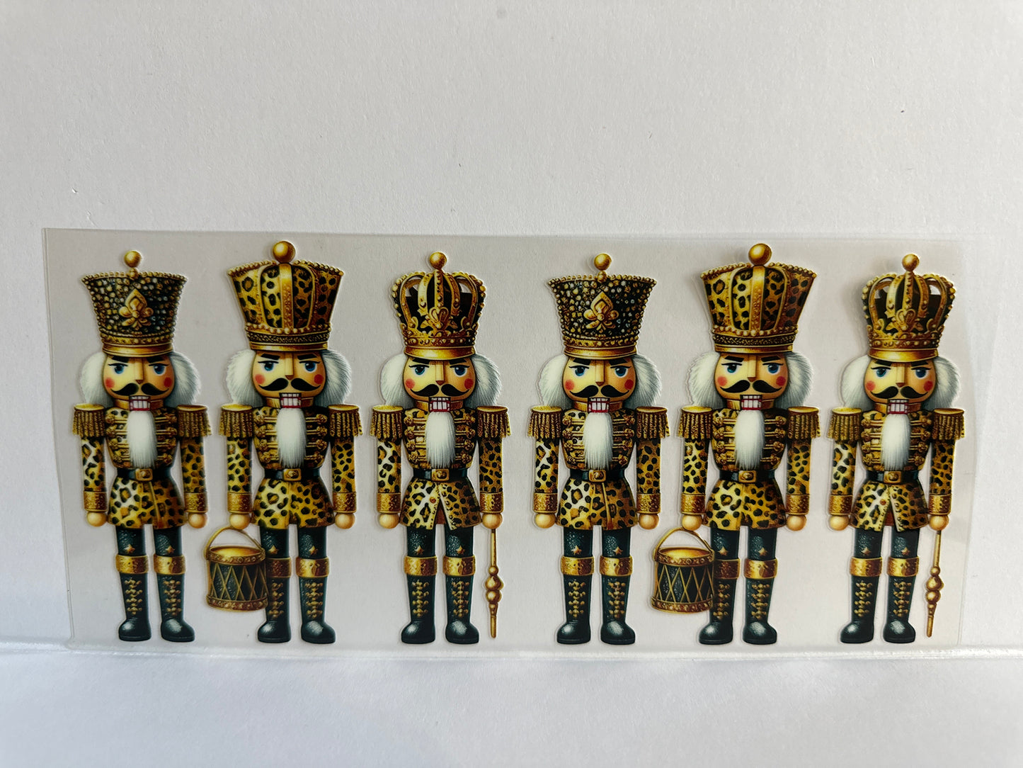 H84 animal print nutcrackers Christmas