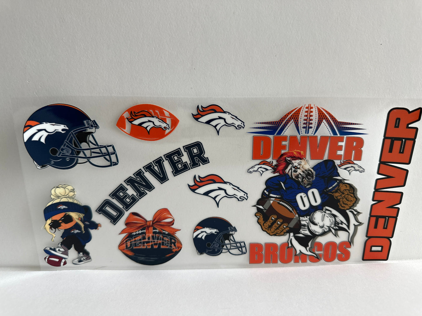 G814 NFL football Broncos