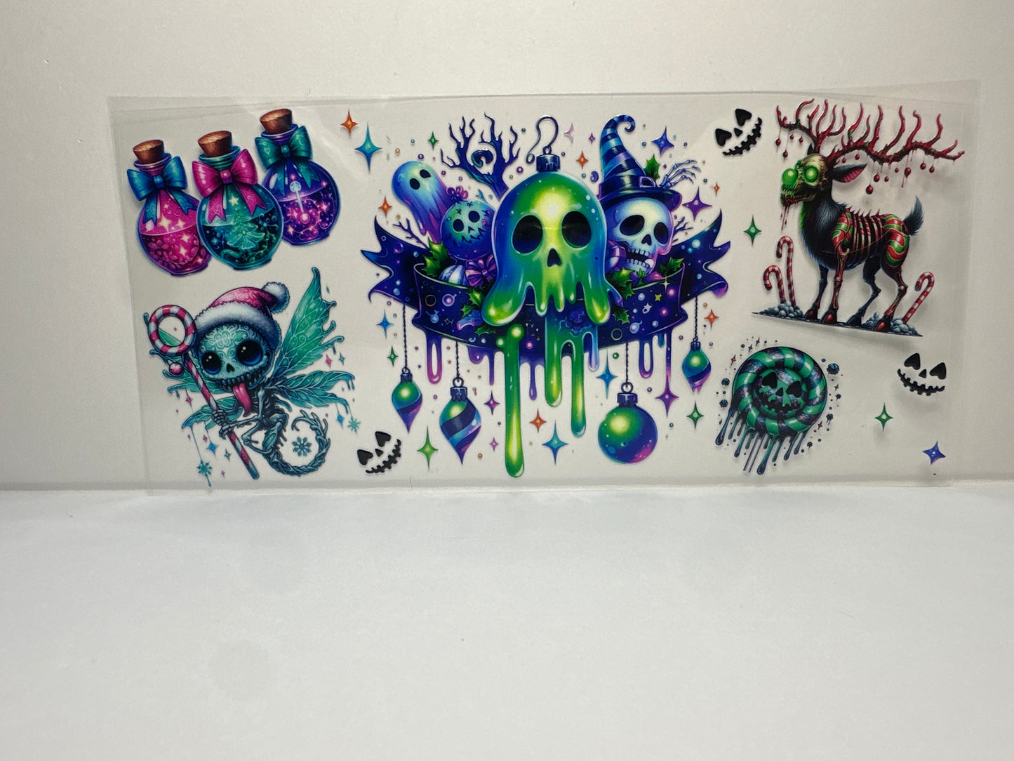 F281 Halloween Ghosts and Skulls