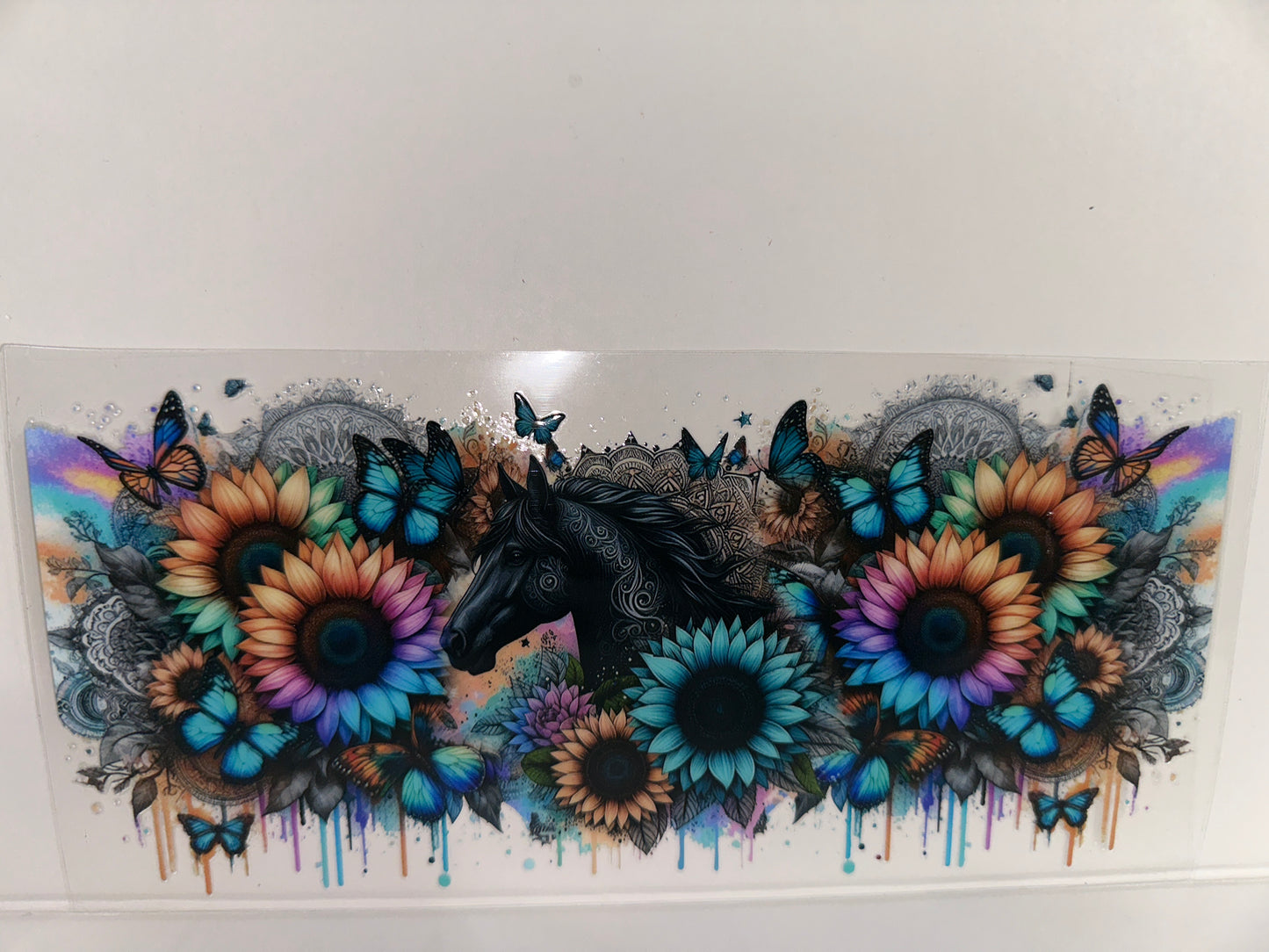 H148 black horse with flowers