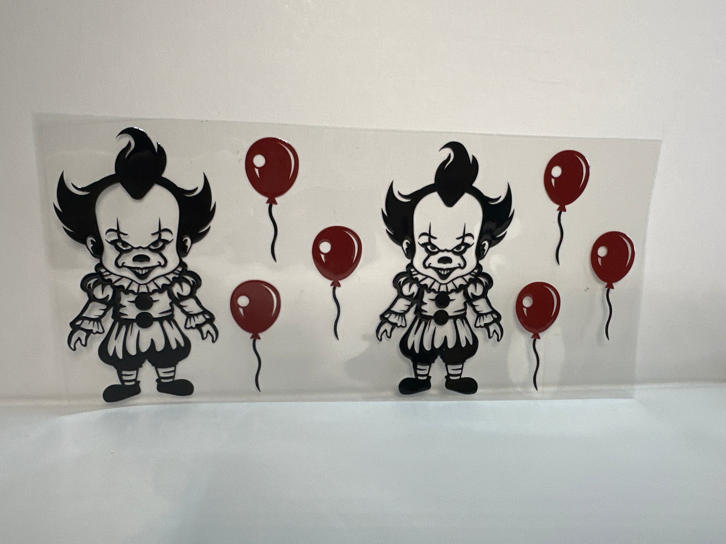 G285 Horror IT with balloons