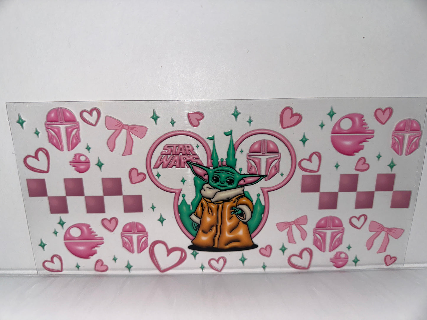 G1208 Disney Yoda pink