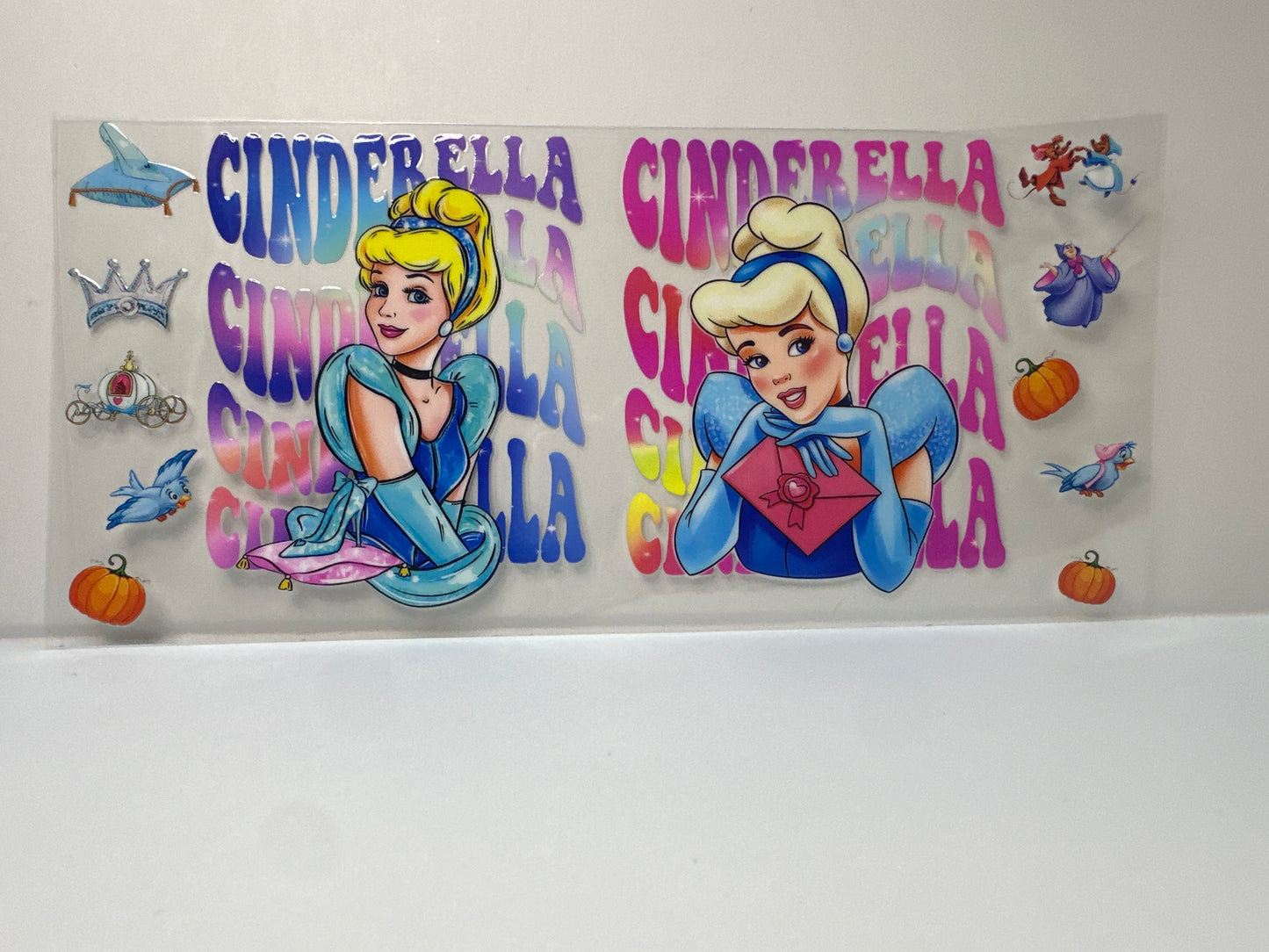 F348 Disney princess Cinderella