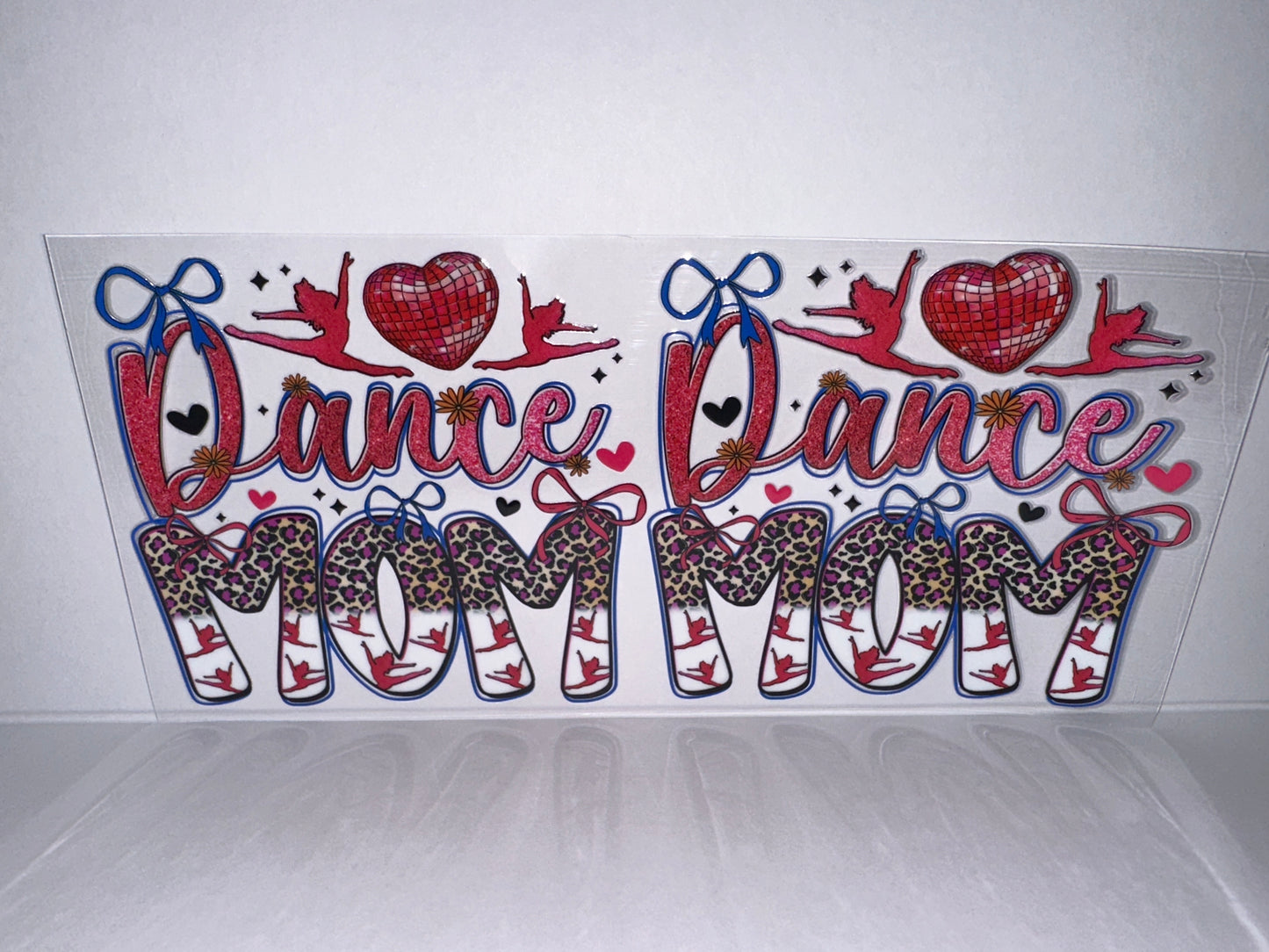 H1557 Dance mom