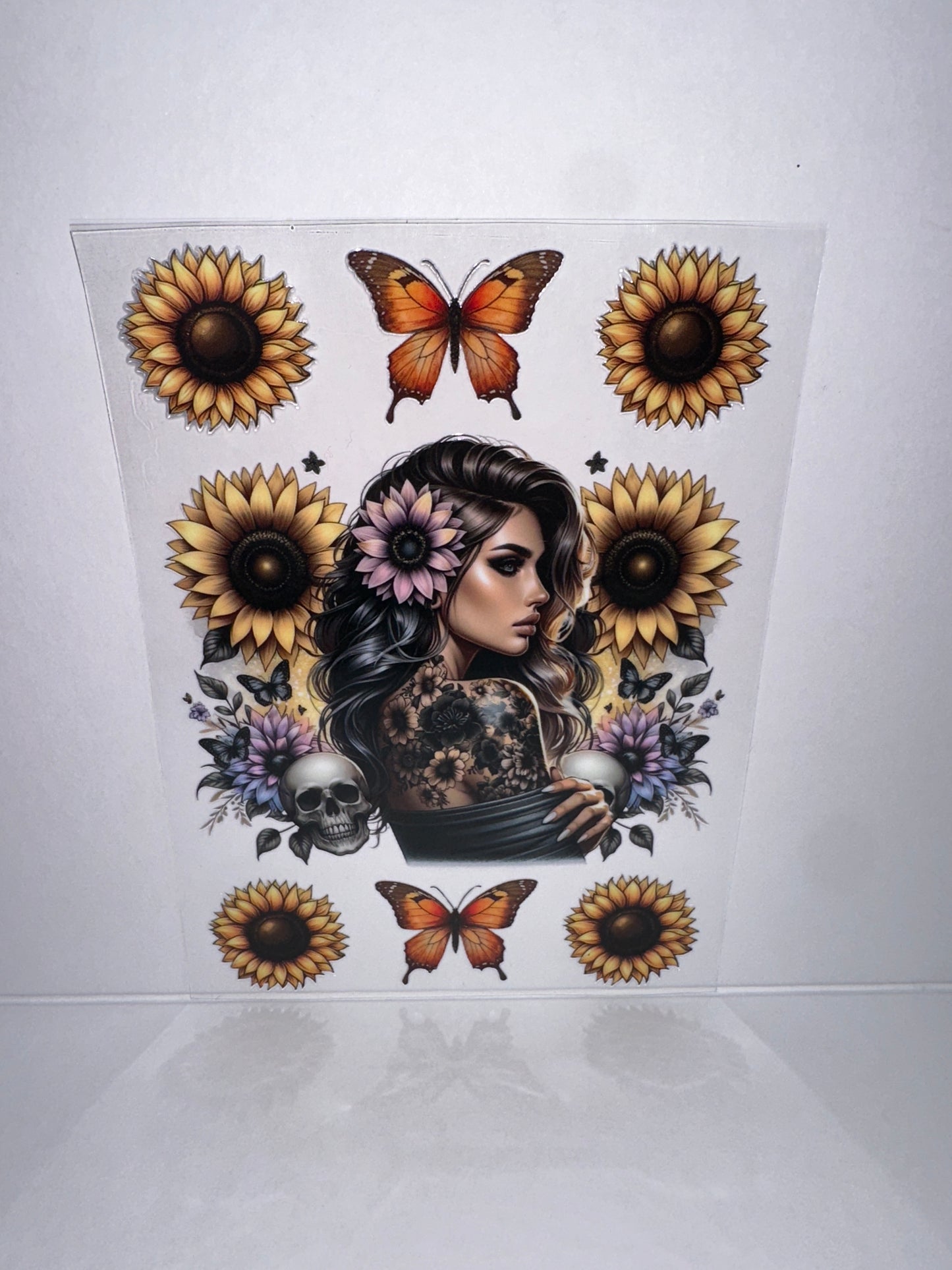 H2014 20/24oz Tatted Girl with flowers and butterfly