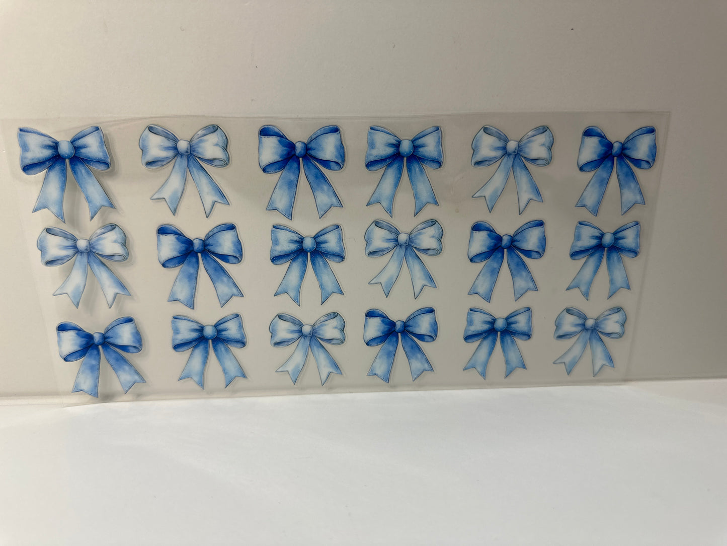 G396 light blue bows