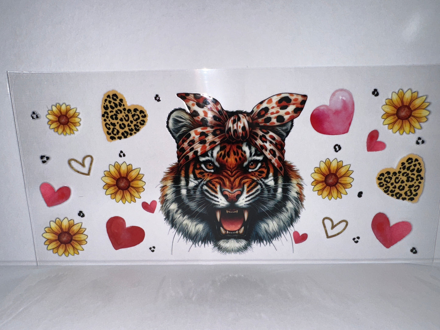 H1525 tiger animals