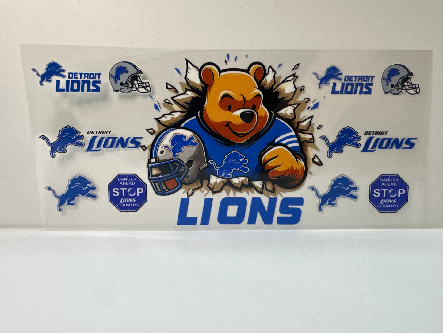 F481 NFL football Lions Winnie the Pooh