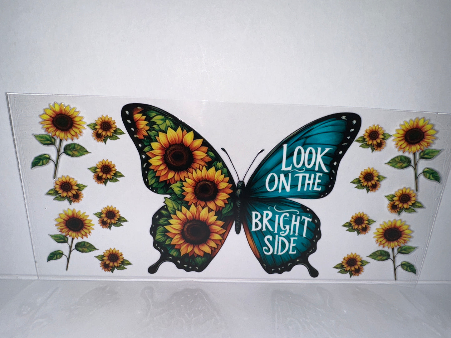 H2277 Butterflies Sunflowers