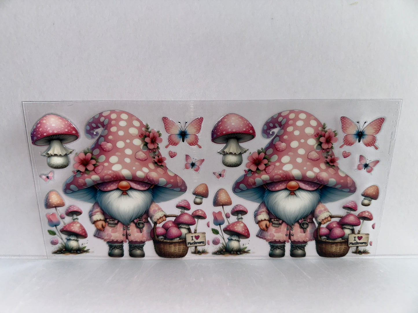 H2086 Gnome with mushrooms
