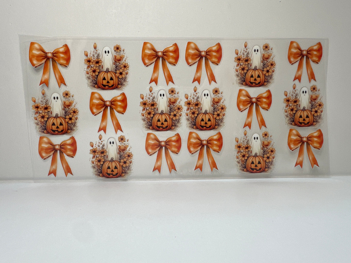 F375 Halloween ghost and pumpkins with orange bows