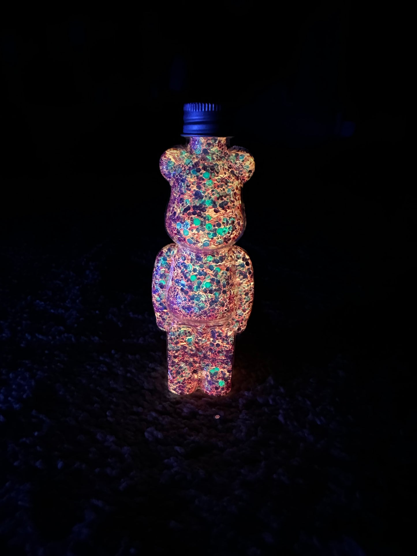 💡 Glow Rush Bear – Glow-in-the-Dark Glitter
