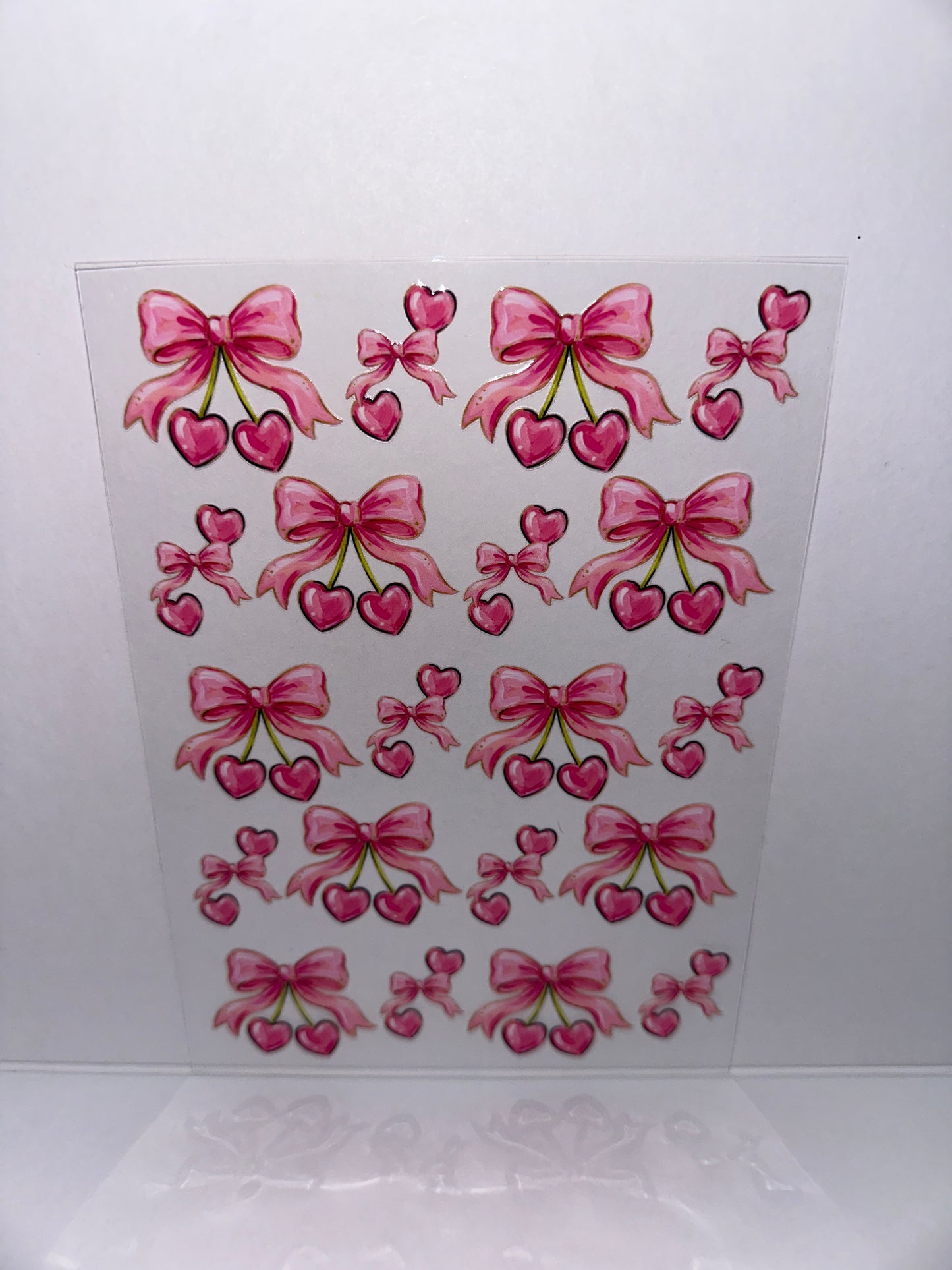 H2037 20/24oz Cherry Bows