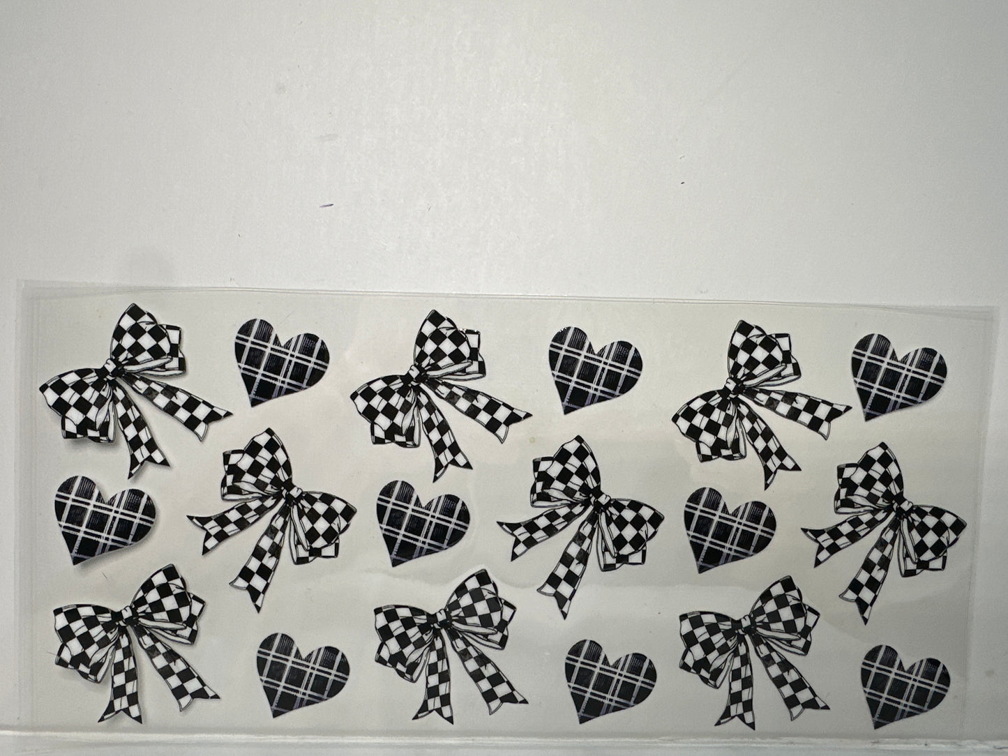 H1258 black and white checkered and plaid bow