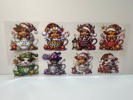 F651 Christmas cows