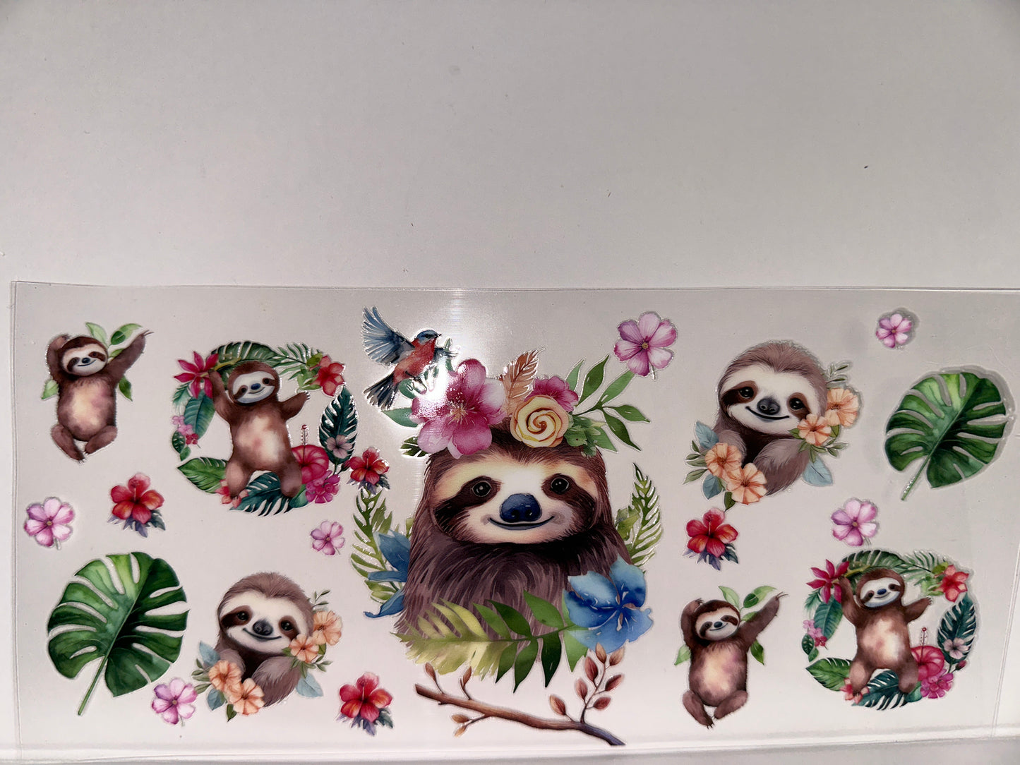 H157 sloth with flowers and leaves