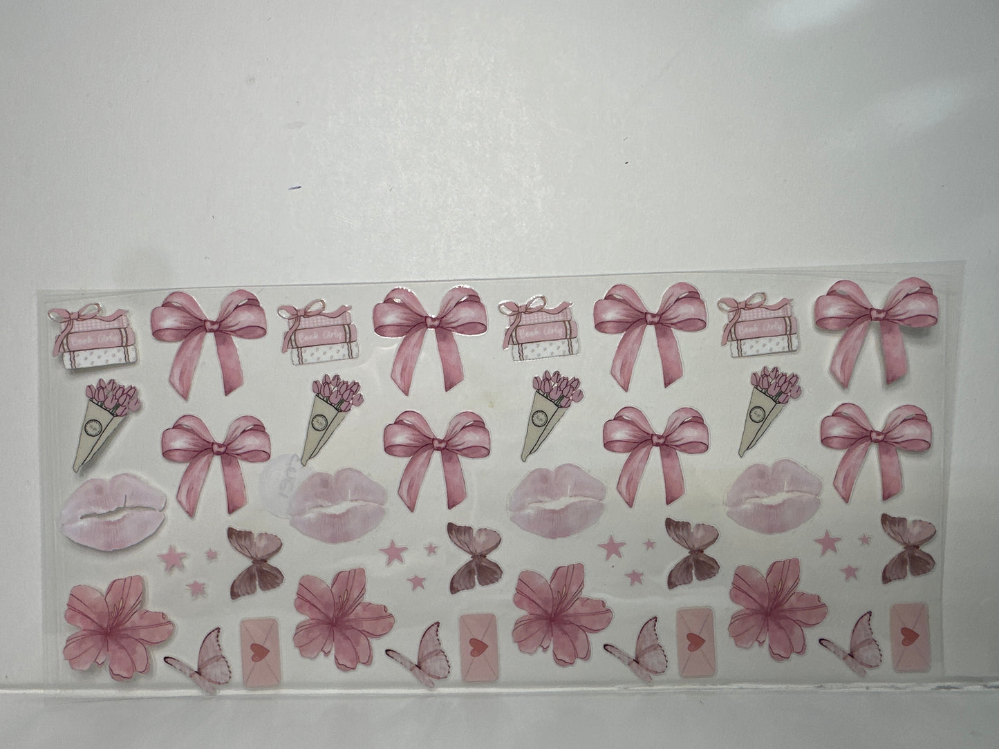 H1263 Pink bows with pink flowers