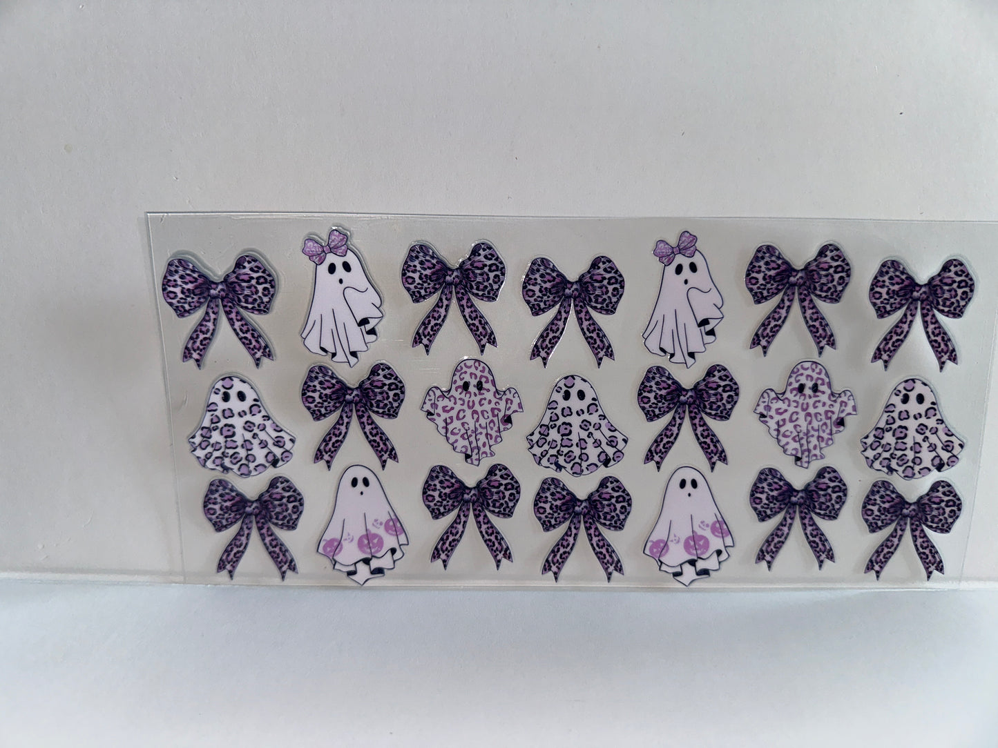 G1039 Halloween purple ghosts and bows