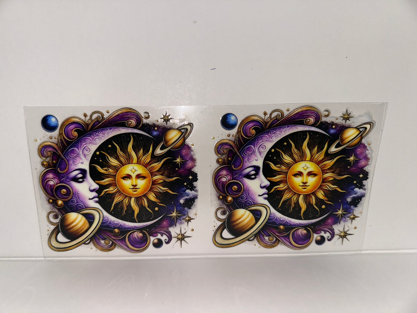 H752 moons and stars