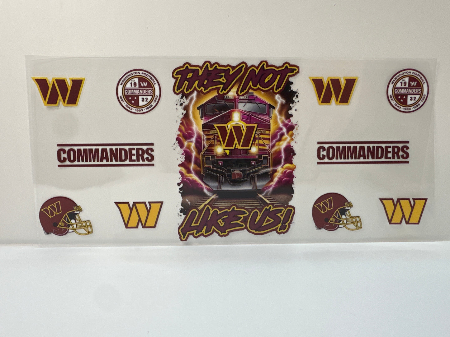 F543 NFL football commanders