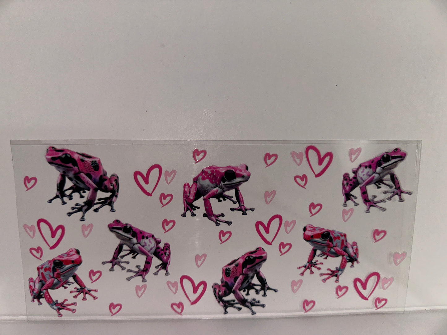 H169 pink frog with hearts