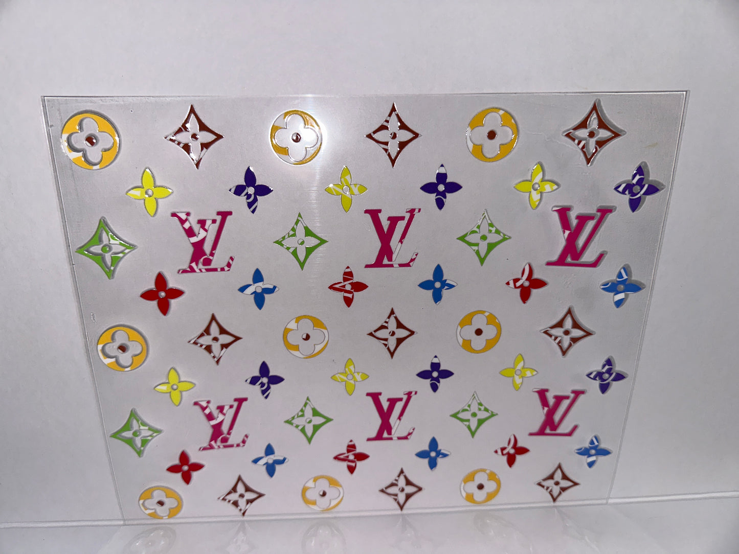 H2064 24oz LV Designer