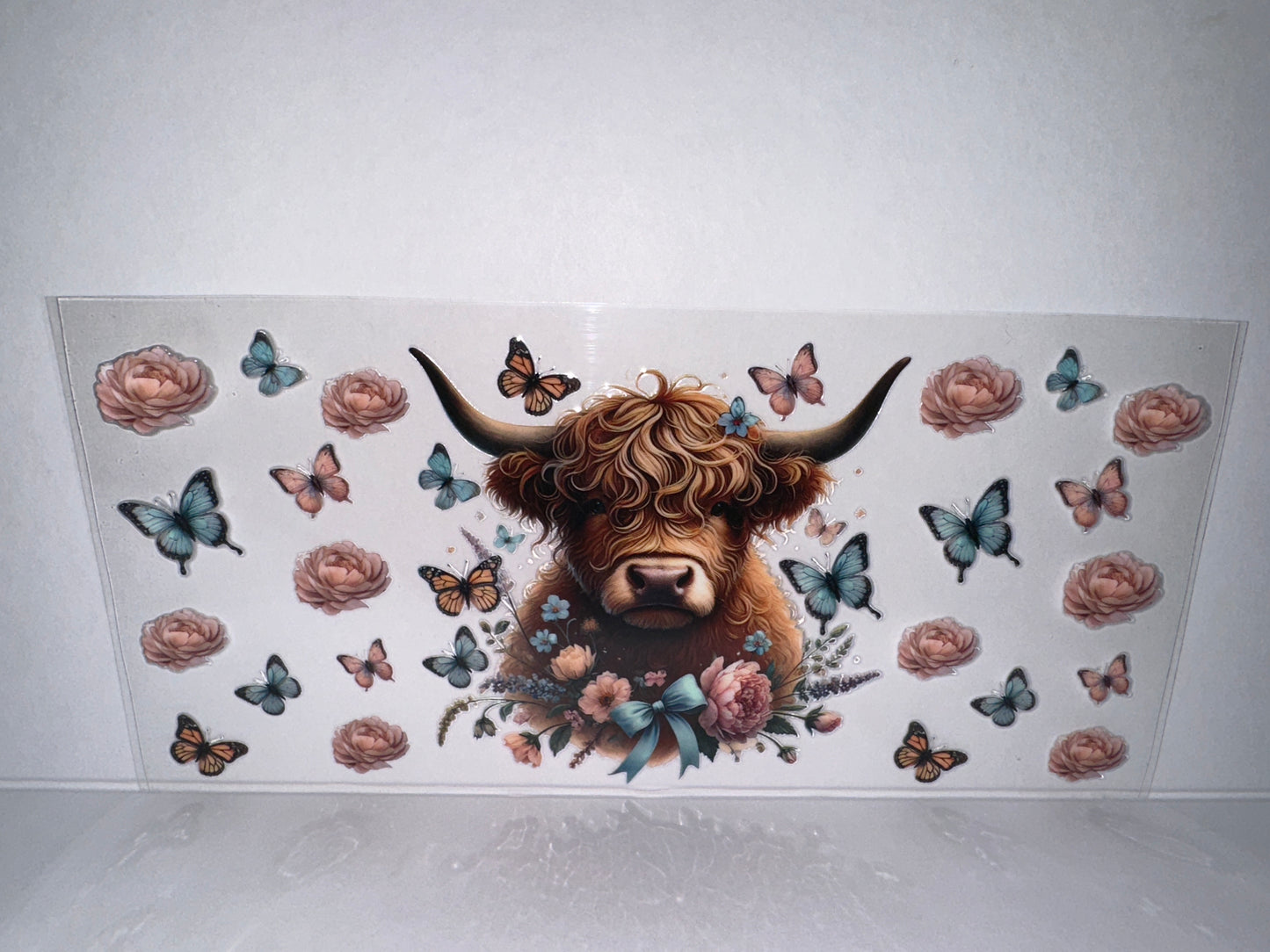 H2126 Cow with flowers