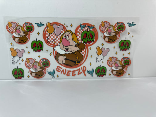 E252 Snow White Sneezy Halloween Pumpkins