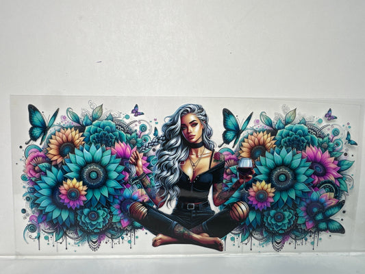 H1205 Girl with wine and flowers