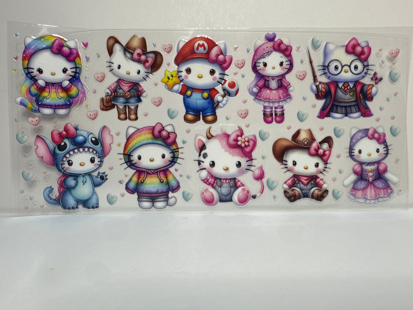 F149 Hello Kitty characters