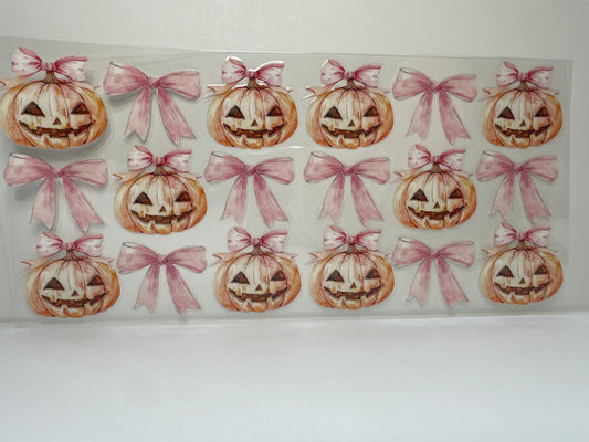 F374 Halloween pumpkins with pink bows