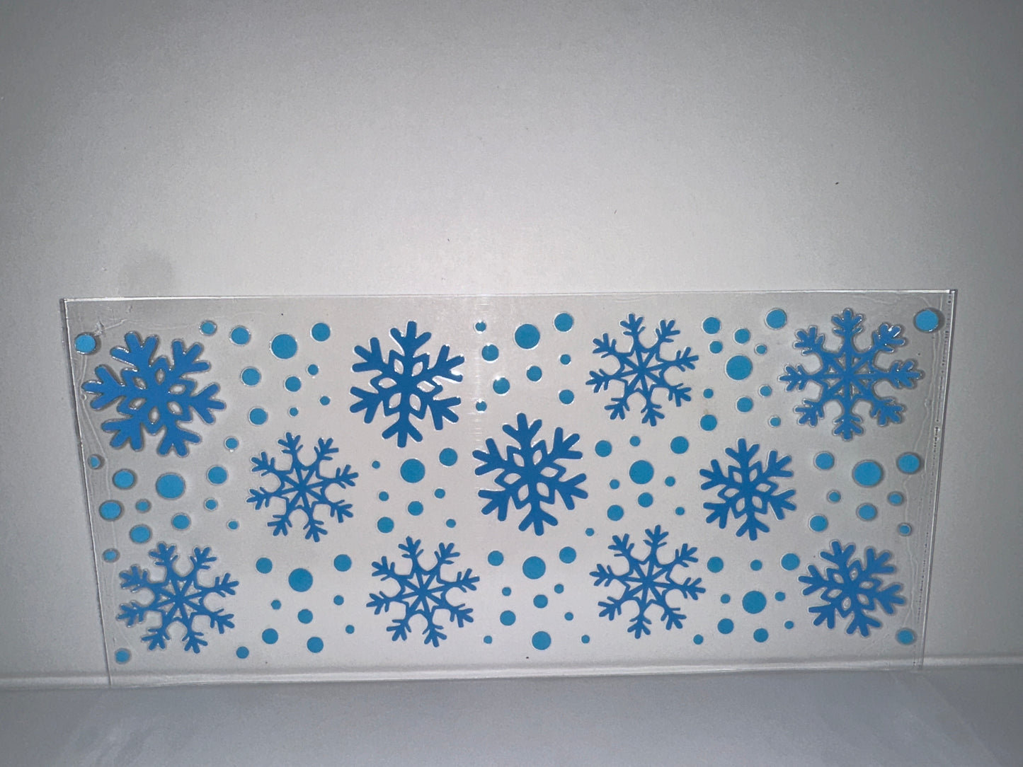 G1136 blue snowflakes Christmas