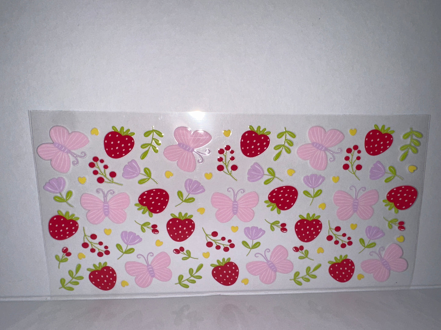 H2298 Butterflies, strawberries, and flowers