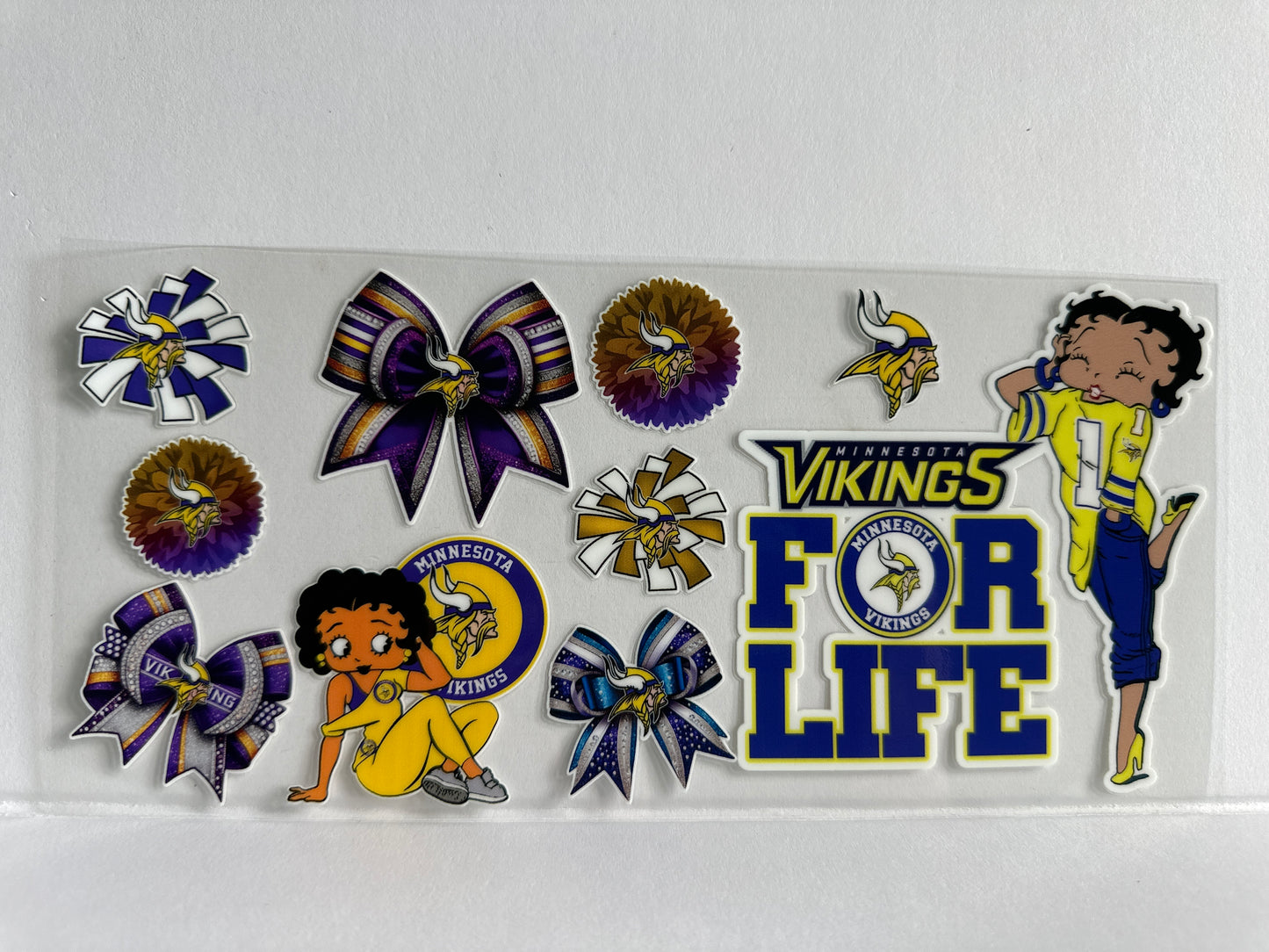 G1294 NFL football Vikings Betty Boop