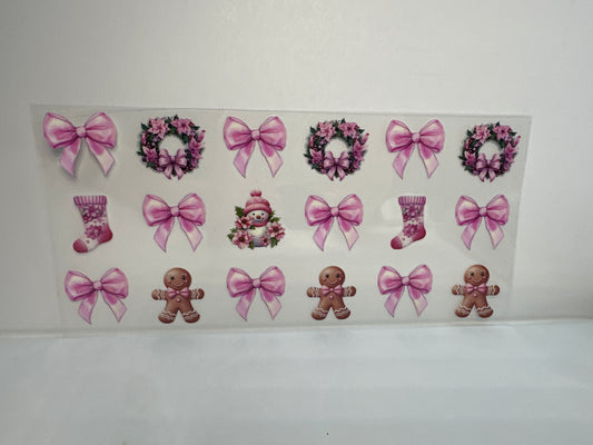 G263 pink Christmas with gingerbread