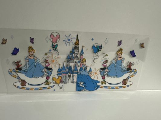 G947 disney princess Cinderella with castle