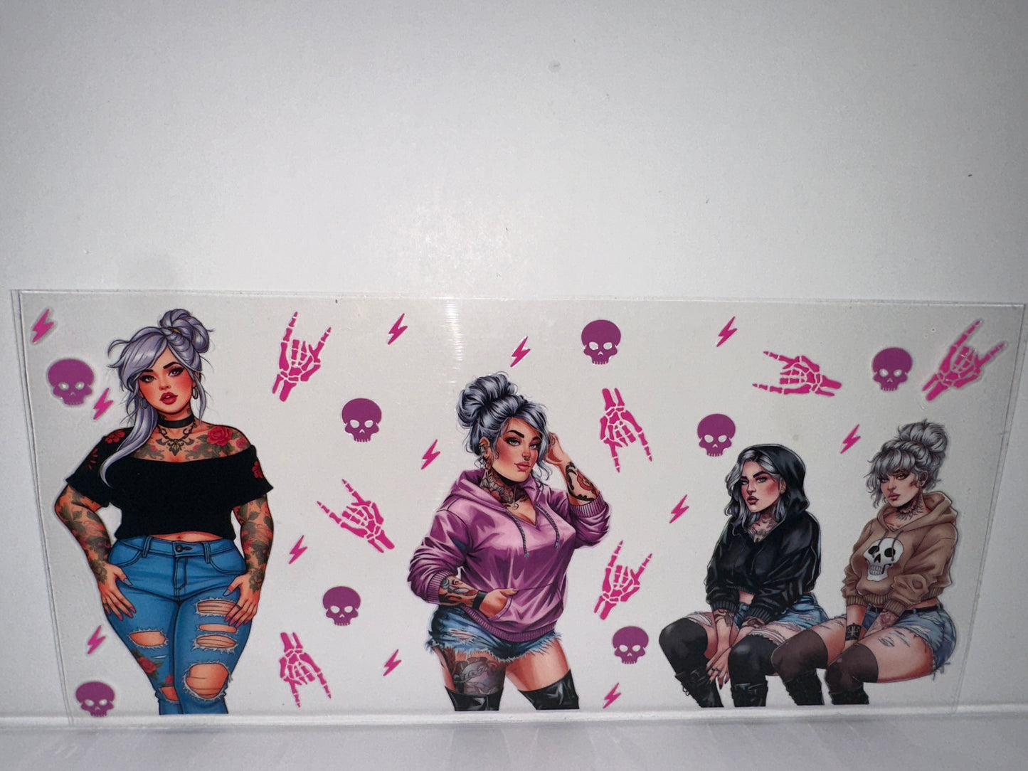 H51 tattooed girl w/skulls and bolts sassy