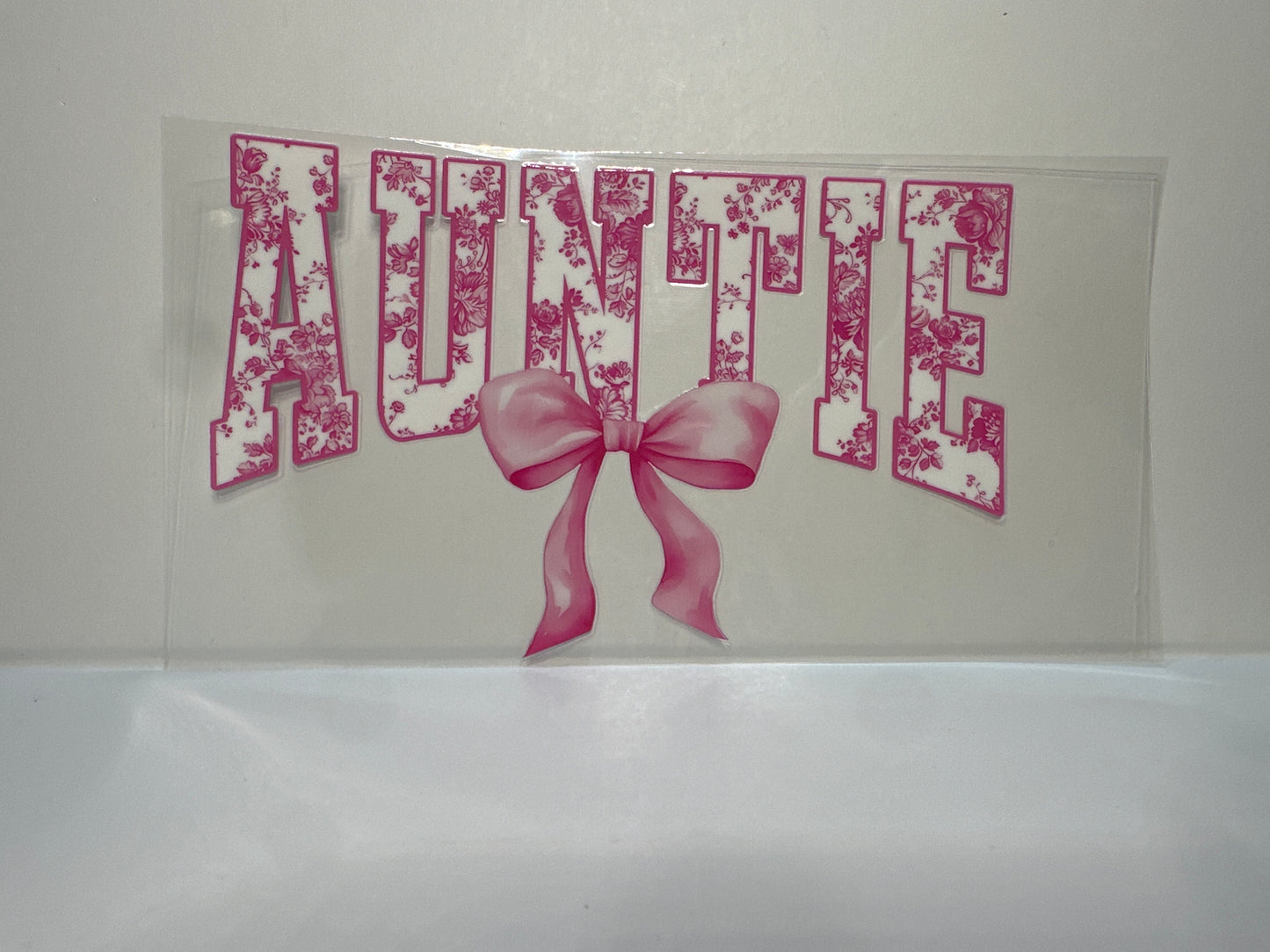 F 93 Auntie with bow