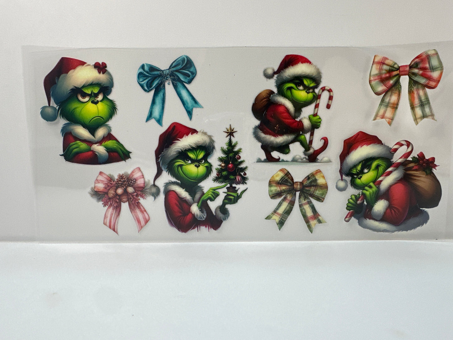 F886 Christmas grinch with bows