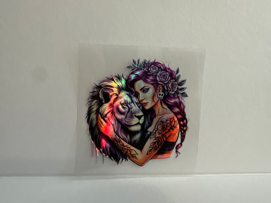 H2393 Metallic Girl with Lion