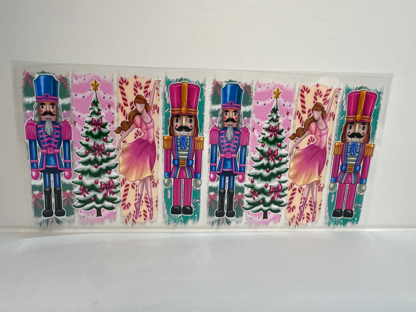 G257 Christmas Nutcracker with ballerina and Christmas tree