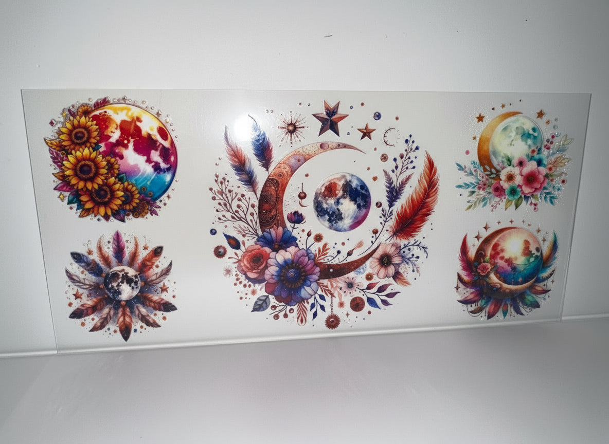 H761 planets with feathers and flowers
