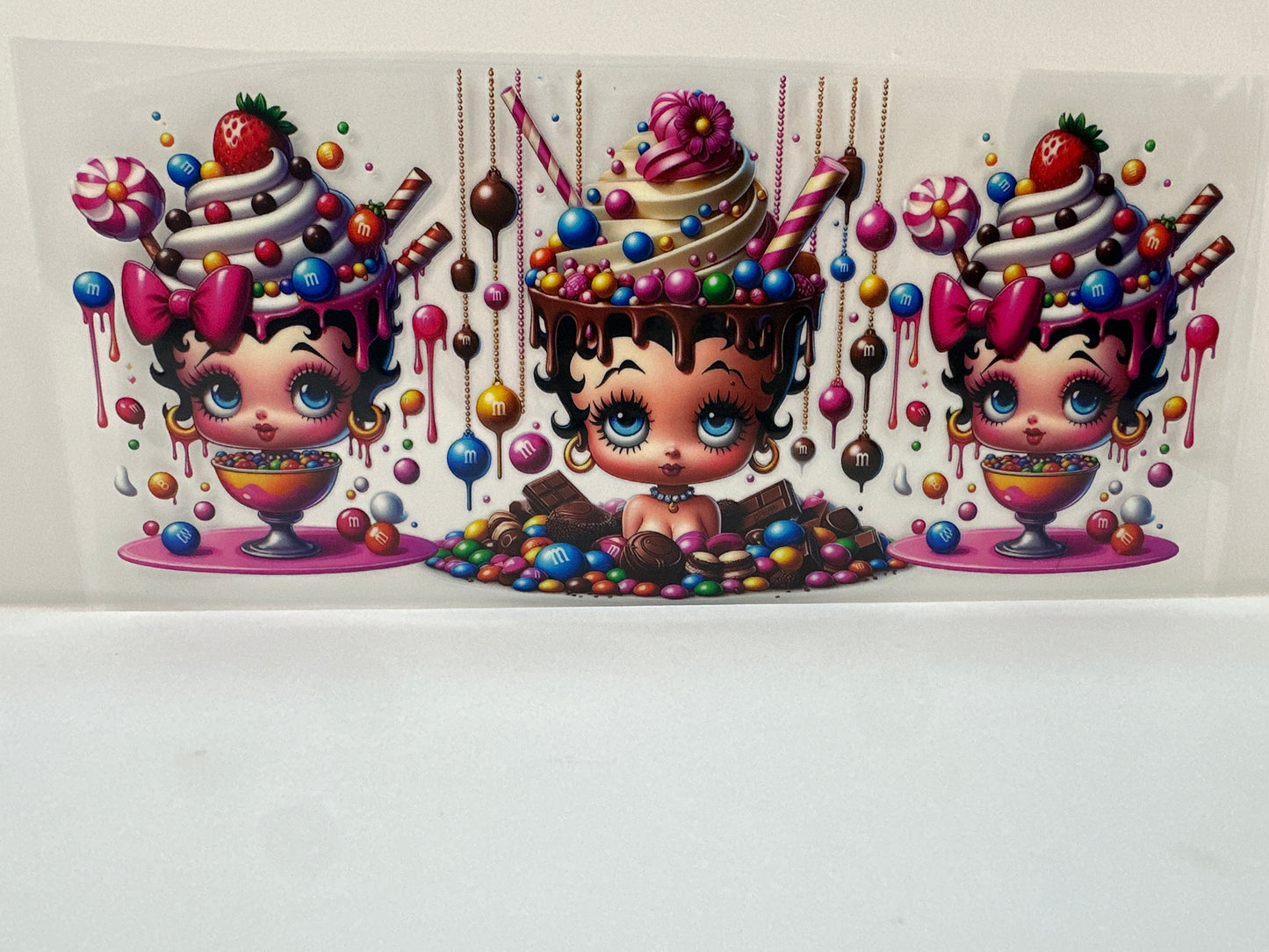 F987 Betty Boop ice cream with chocolate