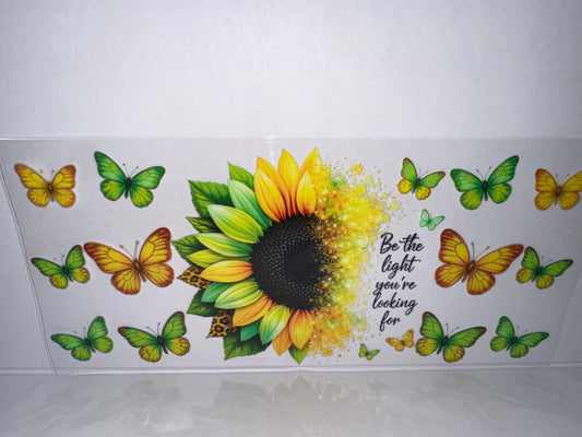H2292 Butterflies and flowers